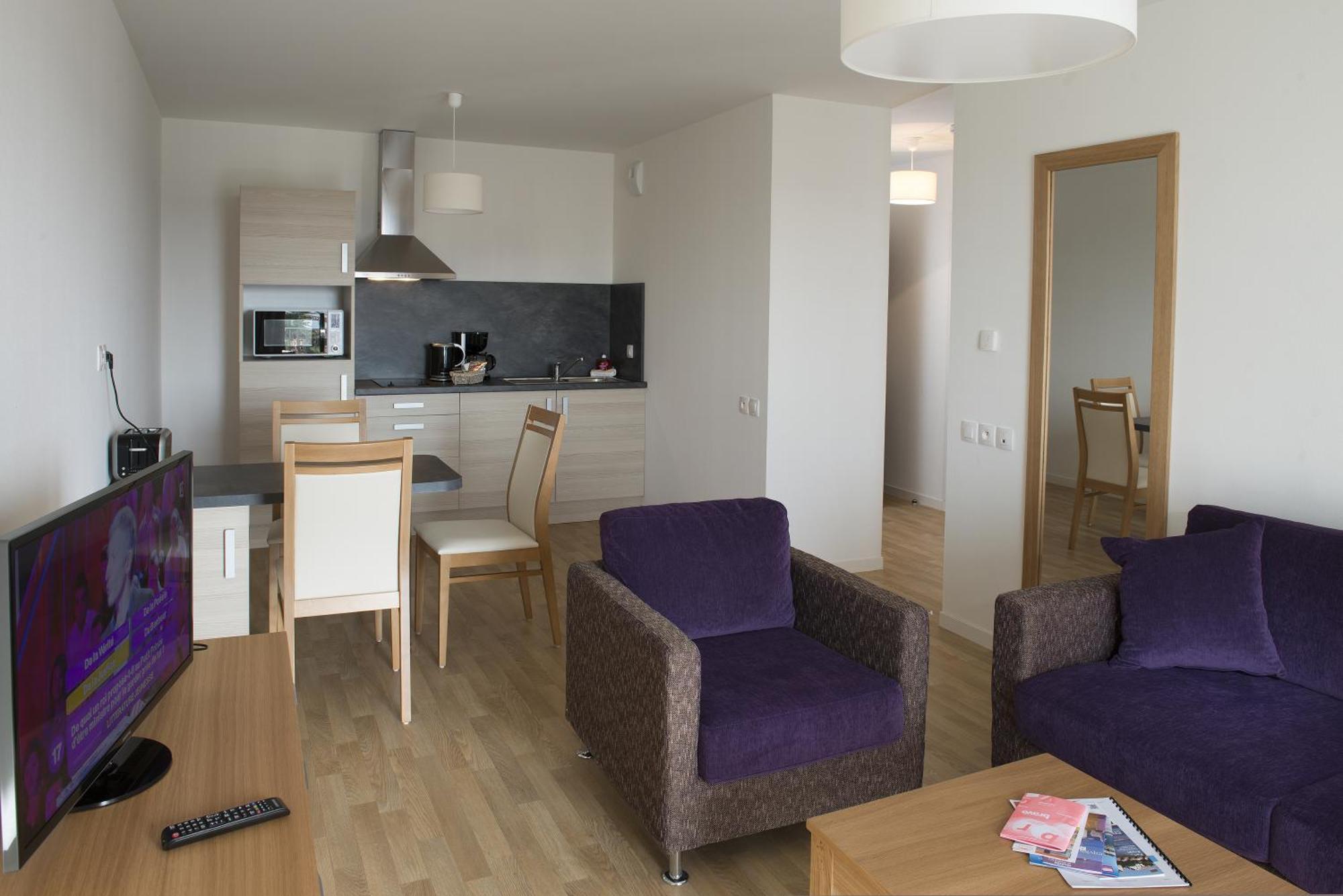 Aparthotel Domitys Le Jardin Des Trois Rois Romorantin-Lanthenay Habitación foto