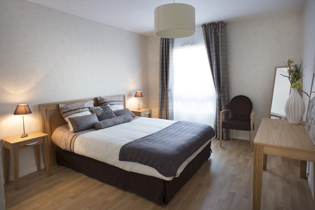 Aparthotel Domitys Le Jardin Des Trois Rois Romorantin-Lanthenay Habitación foto